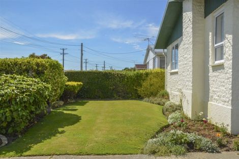 Photo of property in 75 Edinburgh Crescent, Waikiwi, Invercargill, 9810