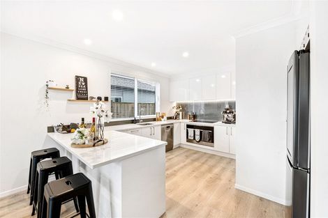 Photo of property in 32 Koropa Road, Flat Bush, Auckland, 2019
