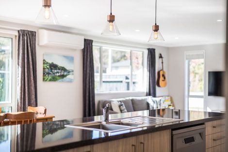 Photo of property in 31 Banks Boulevard, Whitby, Porirua, 5024