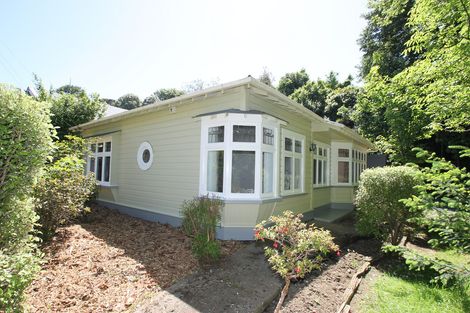 Photo of property in 2 Hawthorn Avenue, Mornington, Dunedin, 9011
