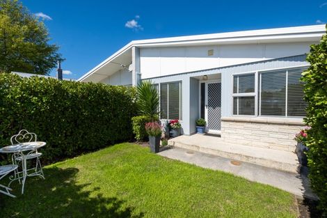 Photo of property in 302b King Street South, Hastings, 4122