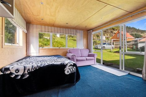 Photo of property in 139 Riria Kereopa Memorial Drive, Raglan, 3297