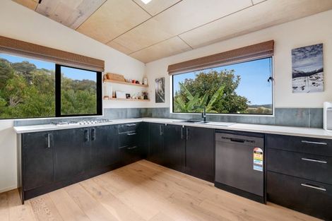 Photo of property in 295 Kanohi Road, Kaukapakapa, 0873