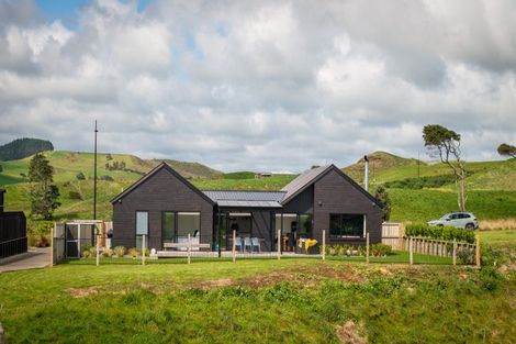 Photo of property in 15 Ruruhi Street, Raglan, 3225