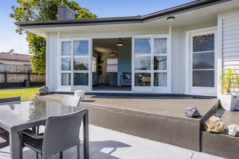 Photo of property in 73 Rata Street, Inglewood, 4330