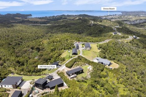 Photo of property in 246 Hillcrest Road, Wainui, 0931
