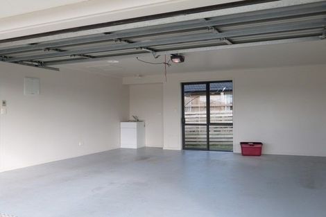 Photo of property in 32 Ocean View Rise, Ruakaka, 0116