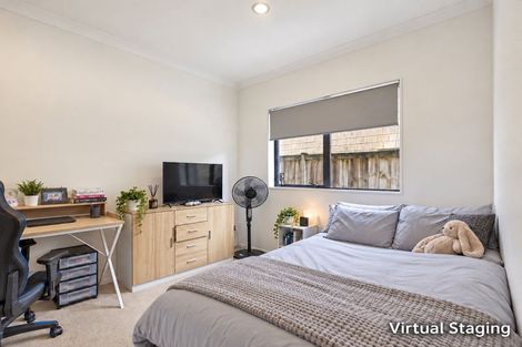 Photo of property in 11 Carrickdawson Drive, Flat Bush, Auckland, 2019