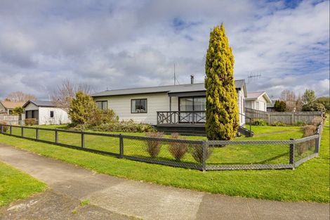Photo of property in 14 Svenson Road, Waipukurau, 4200