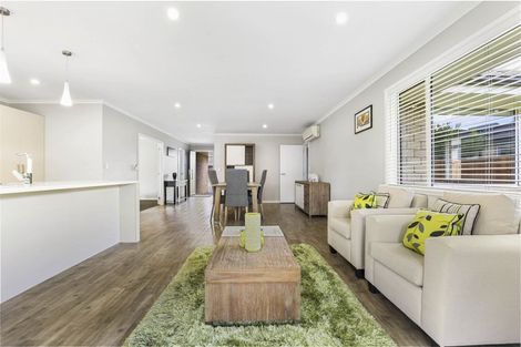 Photo of property in 18 Chalgrove Road, Huntington, Hamilton, 3210