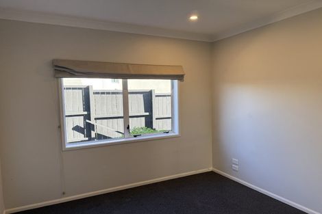Photo of property in 17 Quedley Court, Eastern Beach, Auckland, 2012