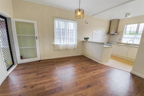 Photo of property in 3/14 Bolton Street, Blockhouse Bay, Auckland, 0600