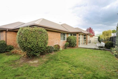 Photo of property in 25 Havana Gardens, Shirley, Christchurch, 8052