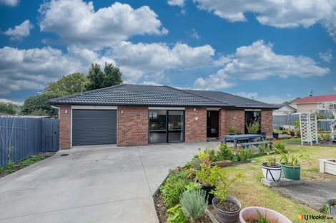 Photo of property in 52 Hobart Crescent, Wattle Downs, Auckland, 2103