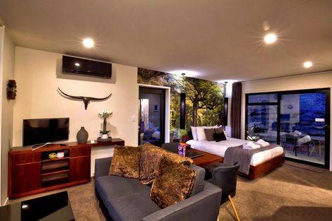 Photo of property in 61 Middleton Road, Queenstown Hill, Queenstown, 9300