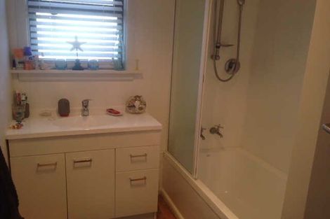 Photo of property in 1/365 Avonhead Road, Avonhead, Christchurch, 8042