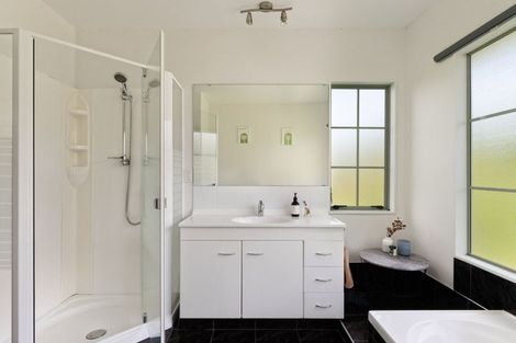 Photo of property in 26 Repongaere Road, Waituhi, Gisborne, 4072