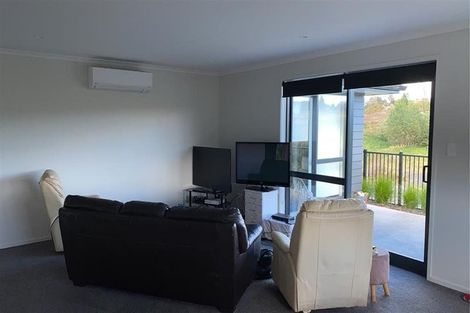 Photo of property in 14 Kauri Lane, Omokoroa, 3114