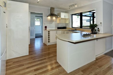 Photo of property in 2 Khaleel Place, Henderson, Auckland, 0612