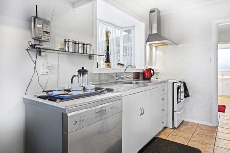 Photo of property in 18 Florida Street, Hornby, Christchurch, 8042