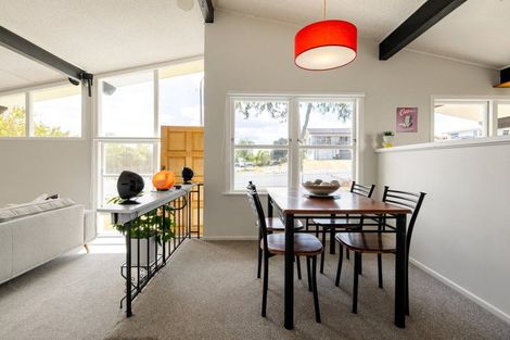 Photo of property in 77 Pohutukawa Drive, Pukete, Hamilton, 3200