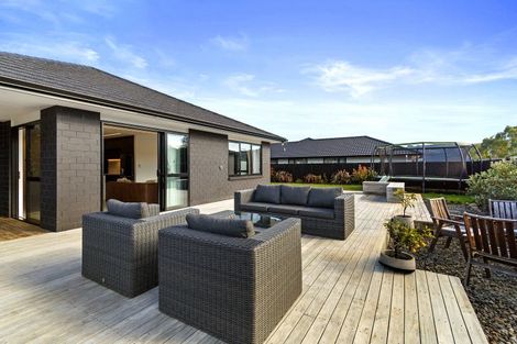 Photo of property in 89 Mawai Hakona Drive, Wallaceville, Upper Hutt, 5018