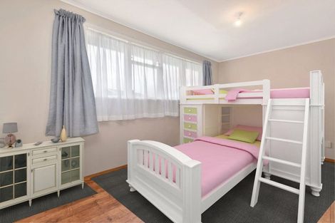 Photo of property in 42-44 Cheshire Street, Cannons Creek, Porirua, 5024