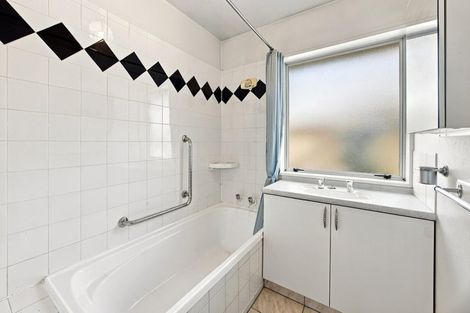 Photo of property in 84a Mackworth Street, Woolston, Christchurch, 8062