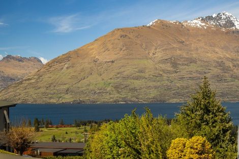 Photo of property in 8 Manchester Place, Queenstown, 9300