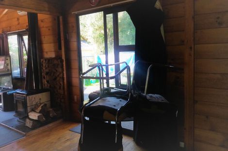 Photo of property in 77 College Road, Edgecumbe, 3120