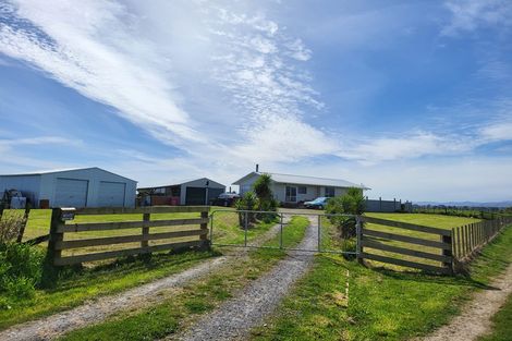 Photo of property in 304 Hokio Beach Road, Hokio Beach, Levin, 5571