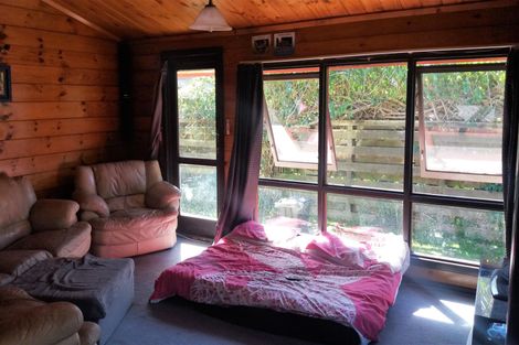 Photo of property in 77 College Road, Edgecumbe, 3120