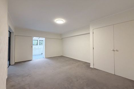 Photo of property in 2/14 Taharoto Road, Takapuna, Auckland, 0622