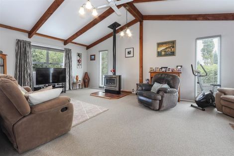 Photo of property in 3 Waitawa Place, Lynmore, Rotorua, 3010