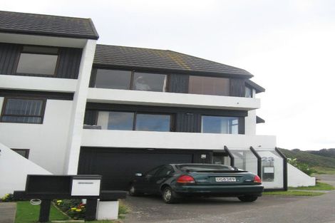 Photo of property in 23 Tamahine Street, Maupuia, Wellington, 6022