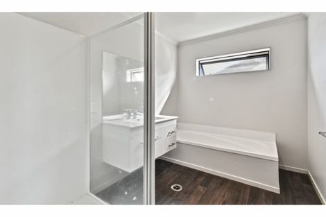 Photo of property in 22 Kaimoana Street, Weymouth, Auckland, 2103