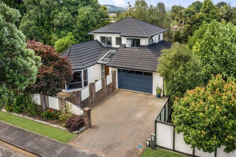 Photo of property in 8 Bushlands Place, Opaheke, Papakura, 2113