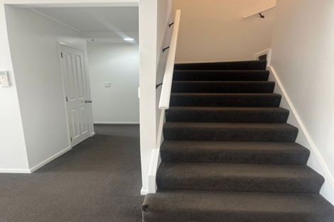 Photo of property in 2/7 Marbeth Court, Botany Downs, Auckland, 2010