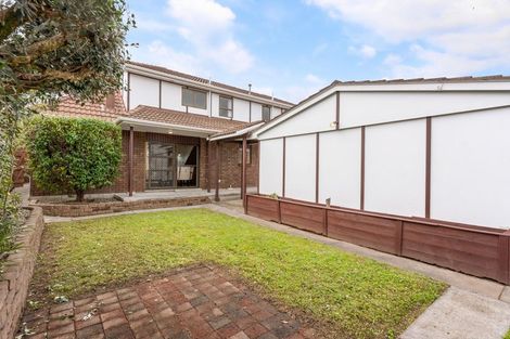 Photo of property in 46a East Coast Road, Milford, Auckland, 0620