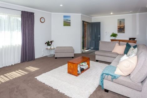 Photo of property in 2 Wakatere Place, Thames, 3500