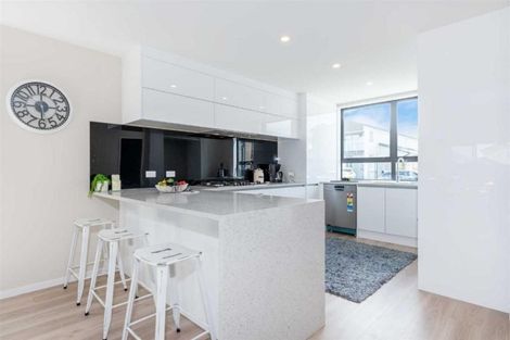 Photo of property in 18 Myland Drive, Hobsonville, Auckland, 0616