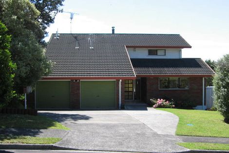 Photo of property in 4 Serrata Place, Browns Bay, Auckland, 0630