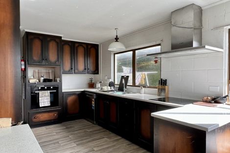 Photo of property in 24 The Esplanade, Eastern Beach, Auckland, 2012