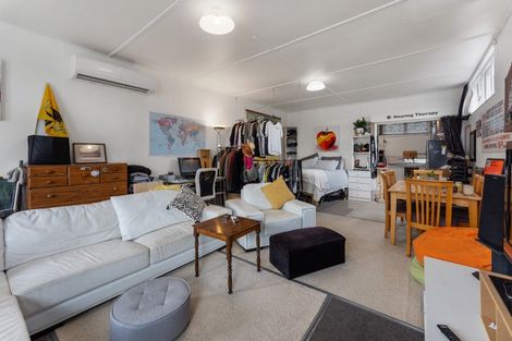 Photo of property in 68 Pinehaven Road, Pinehaven, Upper Hutt, 5019