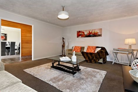 Photo of property in 2 Khaleel Place, Henderson, Auckland, 0612