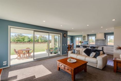 Photo of property in 1378 Poyntzs Road, West Eyreton, Rangiora, 7475