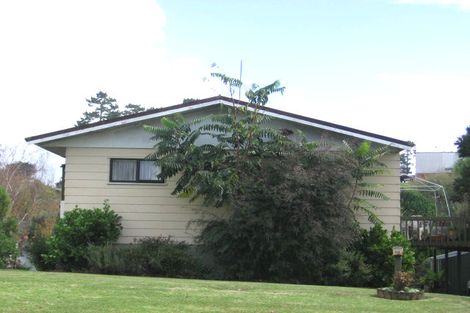 Photo of property in 66 Borich Road, Sunnyvale, Auckland, 0612