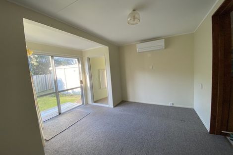 Photo of property in 17 Kapiti Lane, Otaki Beach, Otaki, 5512