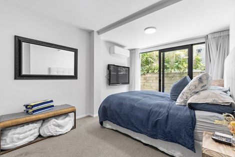 Photo of property in 8/17 Victoria Road, Mount Maunganui, 3116