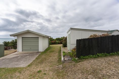 Photo of property in 17-19 Spiers Street, Kakanui, Oamaru, 9495